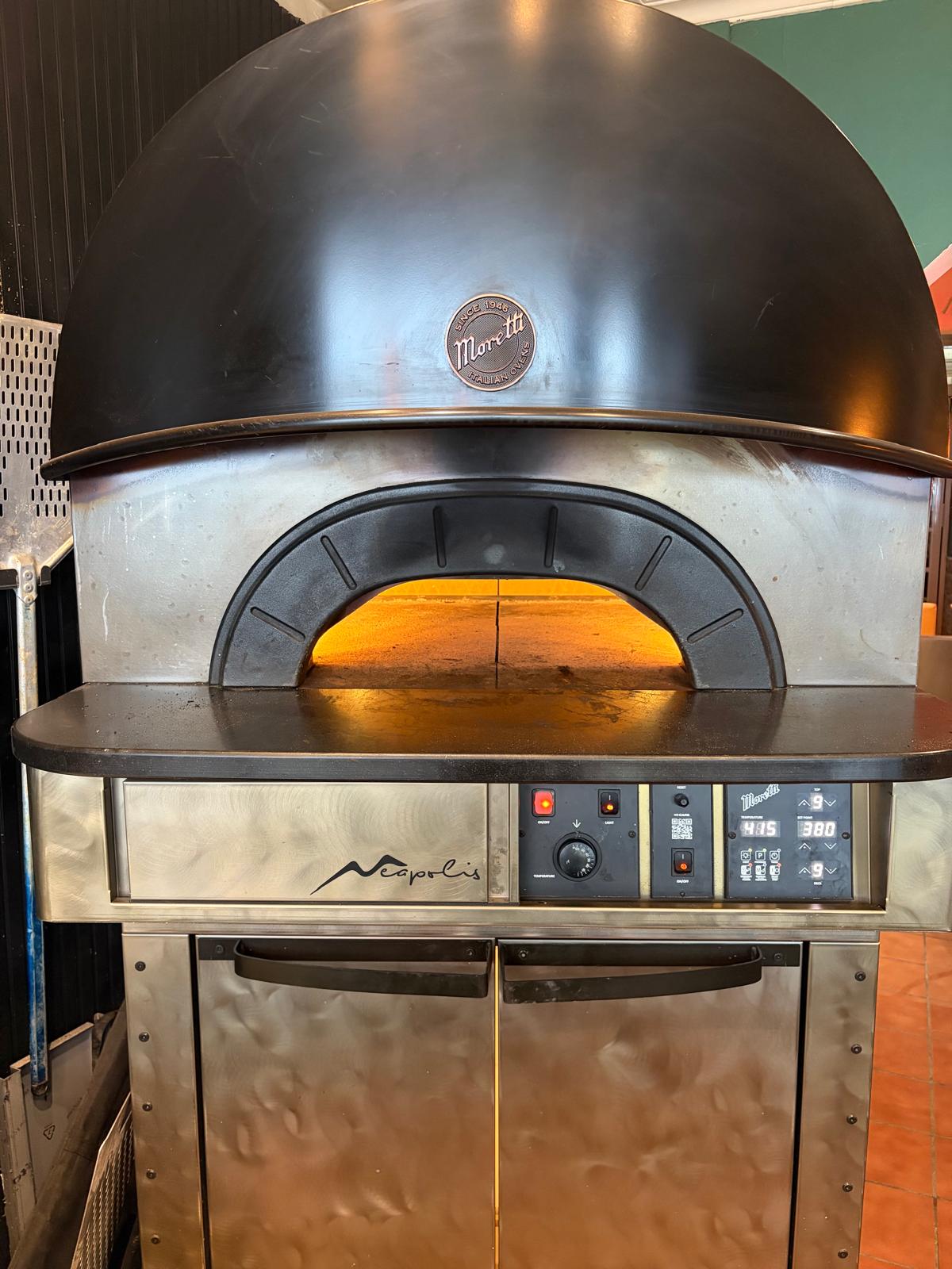 Horno Moretti Forni Neapolis en Rústica Napoletana